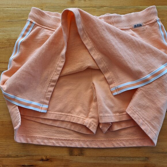 Vintage Pale-Peach Skort with Drawstring - Picture 3 of 6